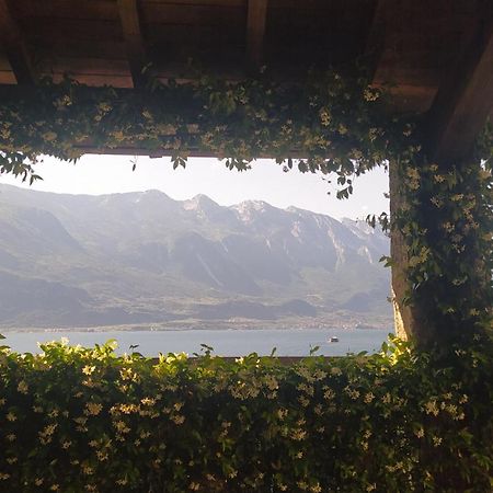 Casa Limonaia San Rocco Apartment Limone sul Garda Exterior photo