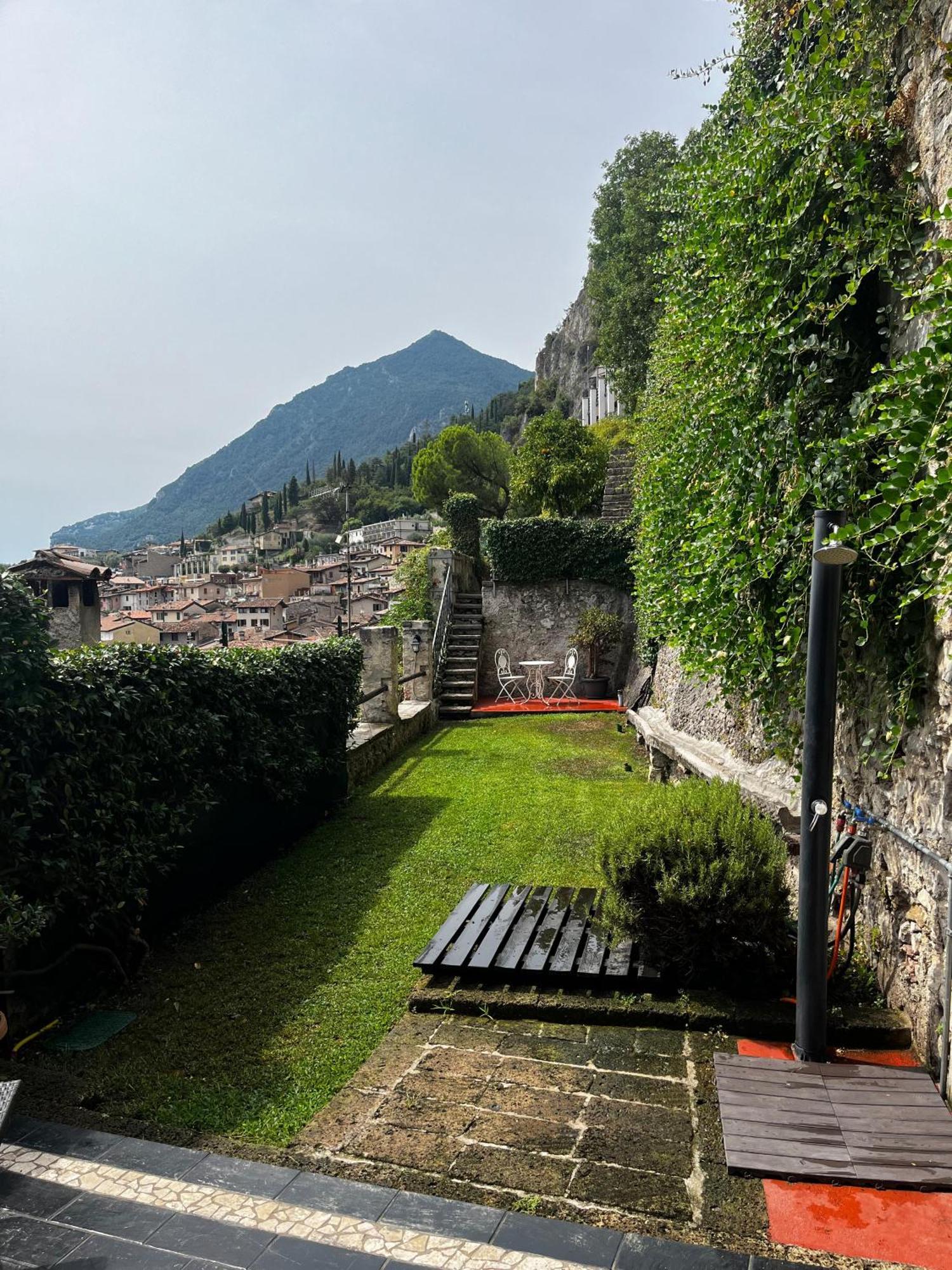 Casa Limonaia San Rocco Apartment Limone sul Garda Exterior photo